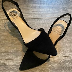 VINCE CAMUTO BLACK SUEDE SLINGBACK KITTEN HEEL